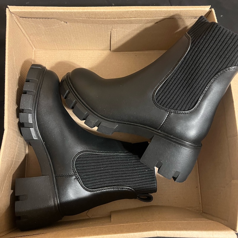 Steve Madden hutch black boots - Picture 6 of 7